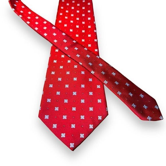 Brooks Brothers Crimson Red Flower Print Handmade Silk Tie - Picture 1 of 5